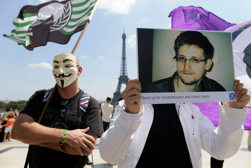 Illustration for article titled NSA surveillance scandal: Major legal site shuts down over spying